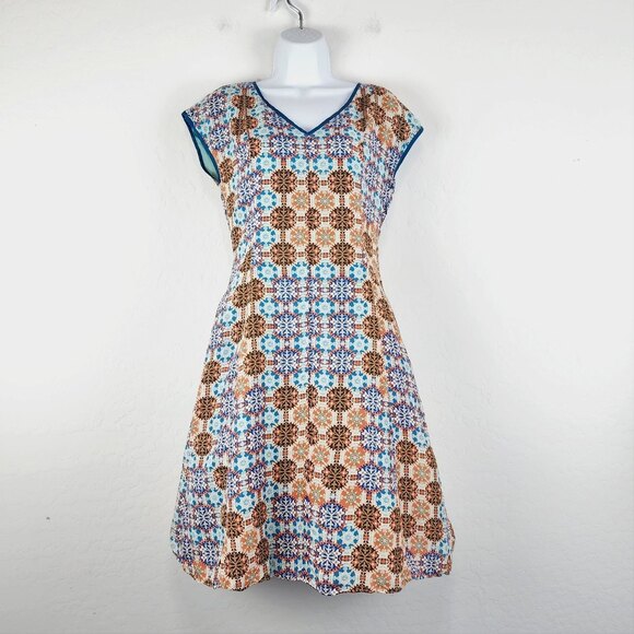 Sundance Dresses & Skirts - Sundance Dress 4  100% Silk A-Line Knee Length Damask Print Short Sleeve